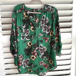 Torrid - HARPER PULLOVER BLOUSE 💚 GEORGETTE FLORAL GREEN
